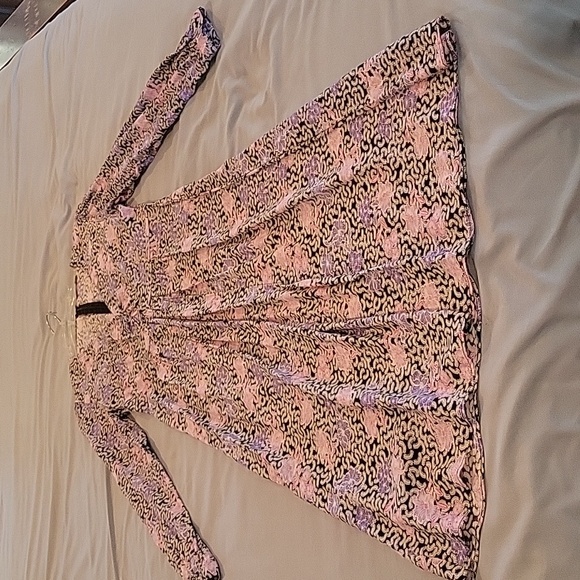 Loft V Neck Floral Dress - Picture 8 of 10